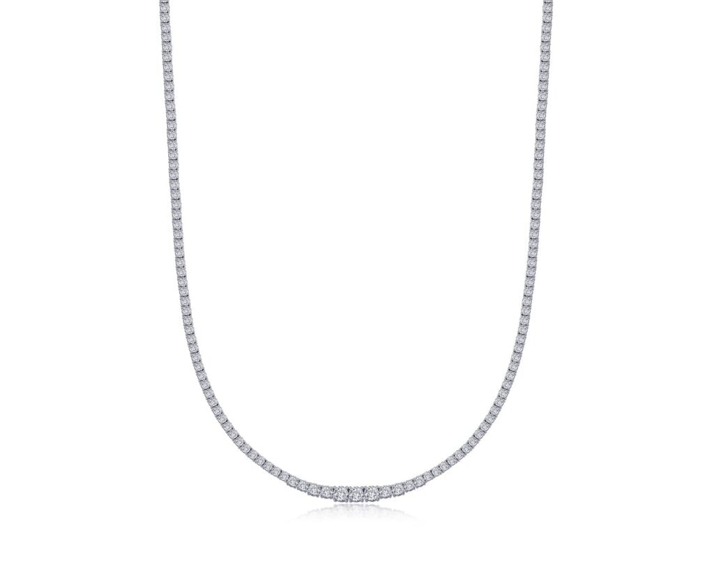 Plata con acabado de Platino con 181 Moisanitas que suman 2 ct.. Tamaño: 60 cm